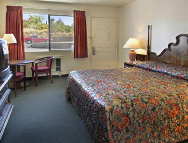 Travelodge By Wyndham Clearlake Exteriör bild