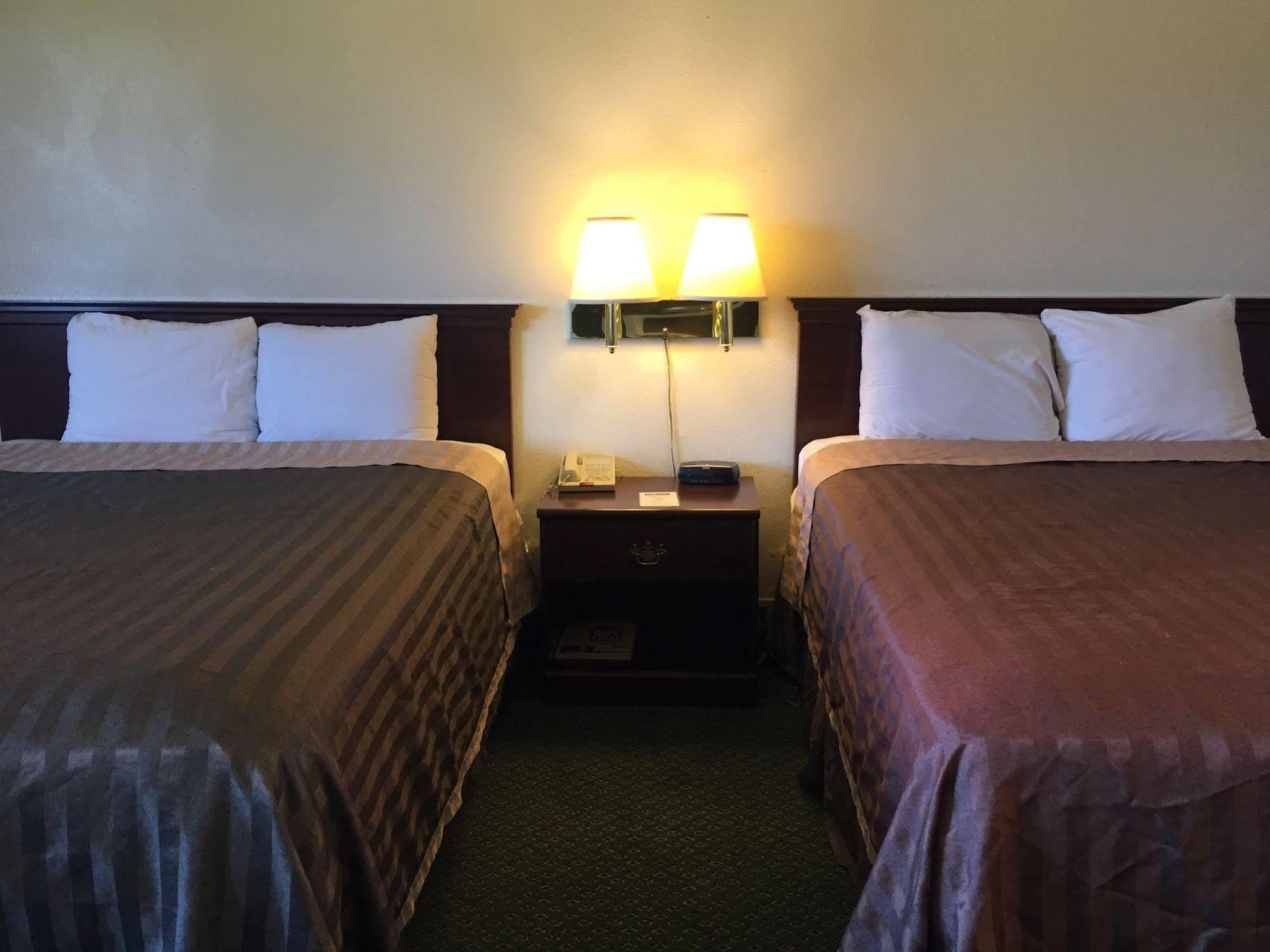 Travelodge By Wyndham Clearlake Exteriör bild