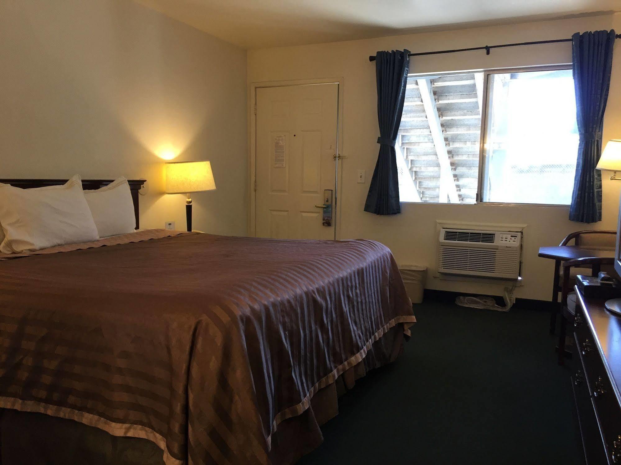 Travelodge By Wyndham Clearlake Exteriör bild