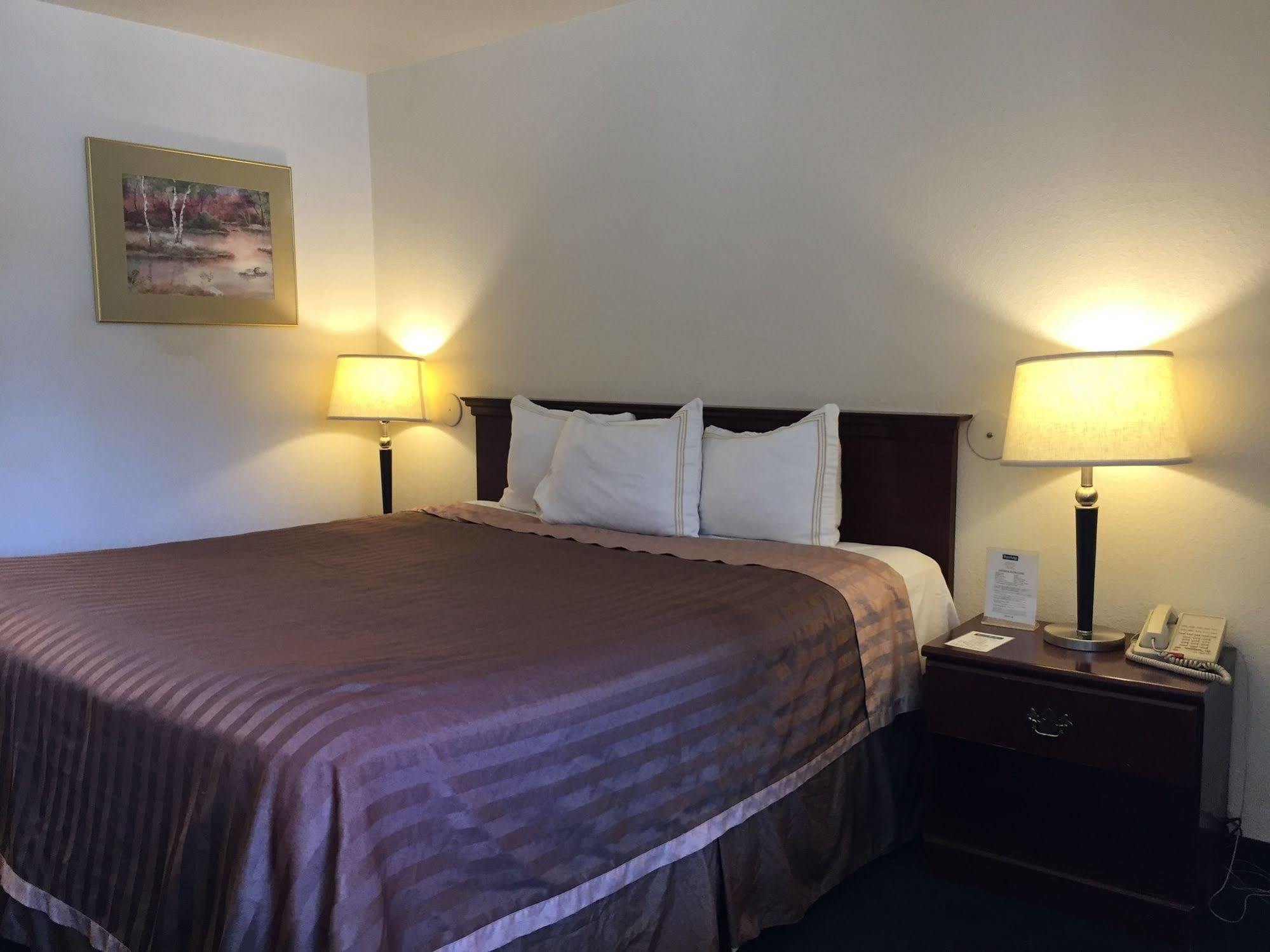 Travelodge By Wyndham Clearlake Exteriör bild